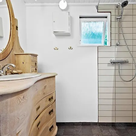 Beautiful Home In Kirke Hyllinge