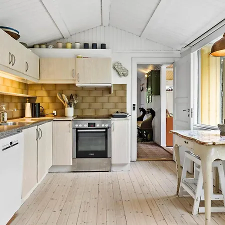 Beautiful Home In Kirke Hyllinge