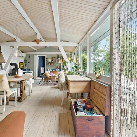Holiday home Awesome In Hyllinge With Wifi *